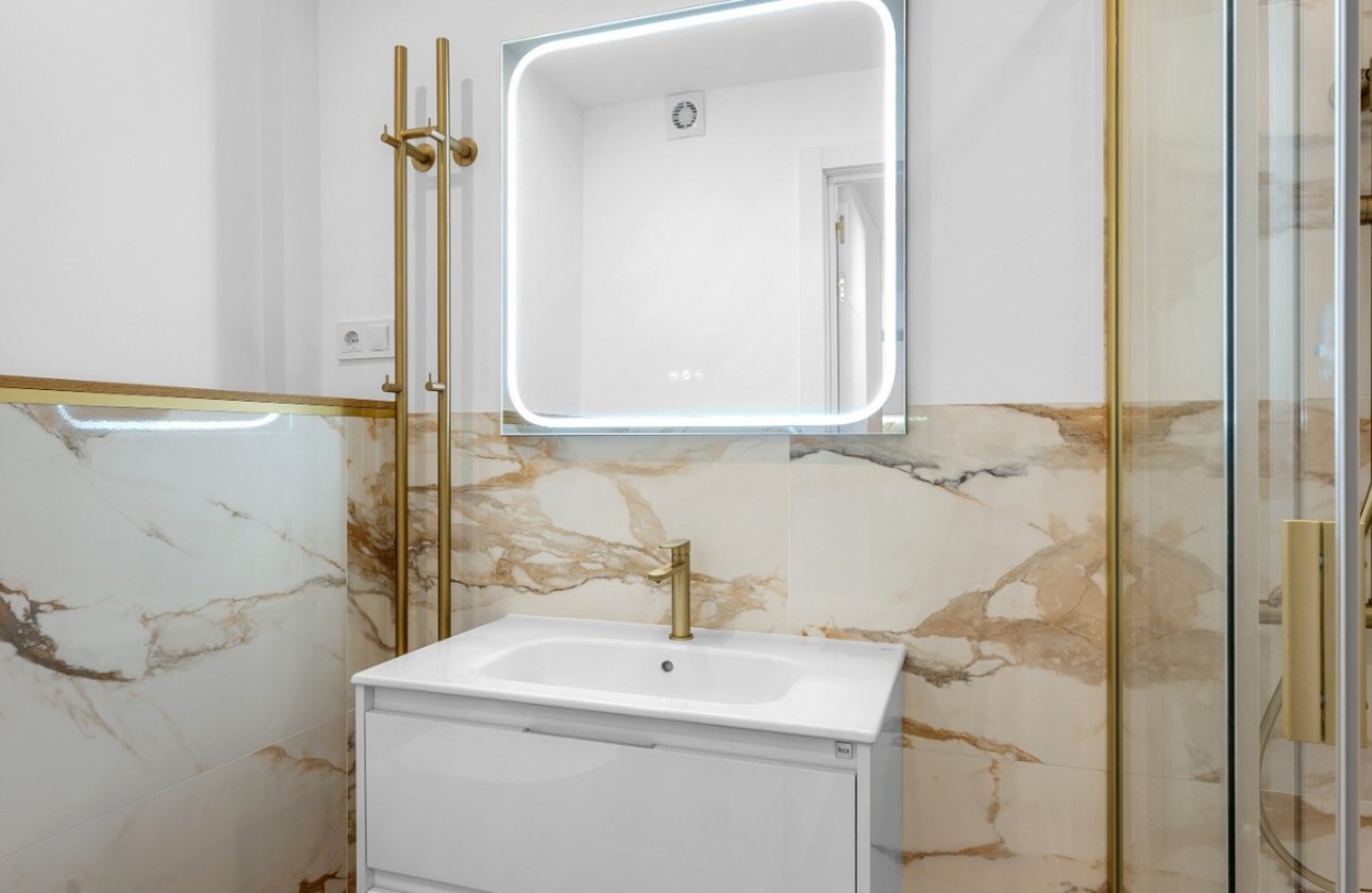 Resale - Apartment - Orihuela Costa - Punta Prima