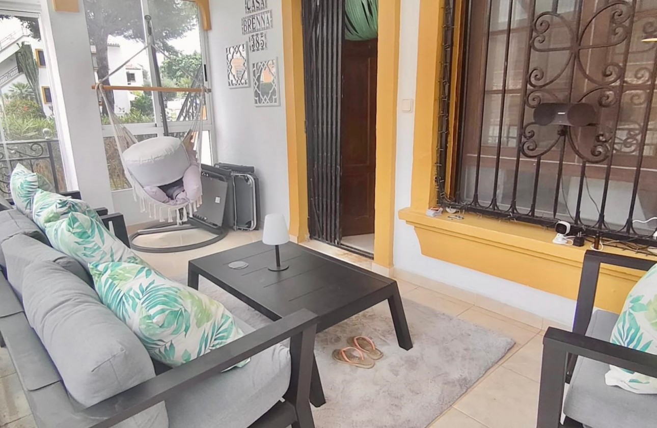 Resale - Apartment Ground Floor Apartment - Orihuela - Villamartin