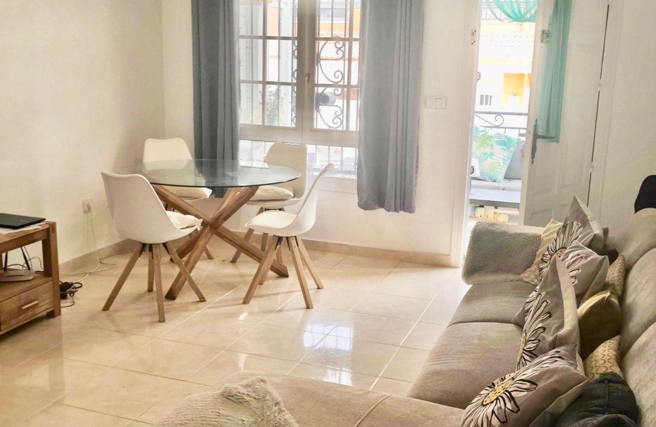 Resale - Apartment Ground Floor Apartment - Orihuela - Villamartin