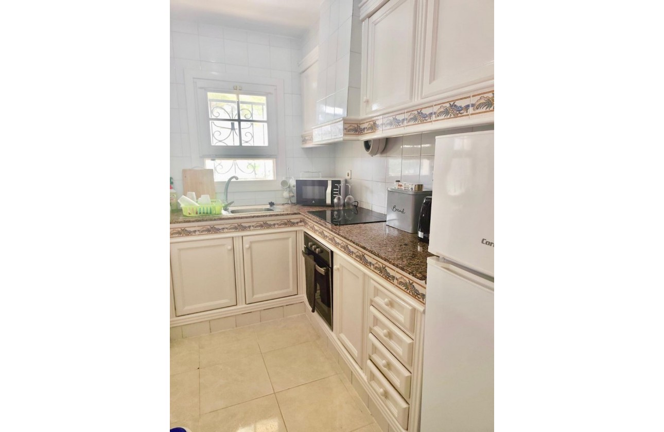 Resale - Apartment Ground Floor Apartment - Orihuela - Villamartin