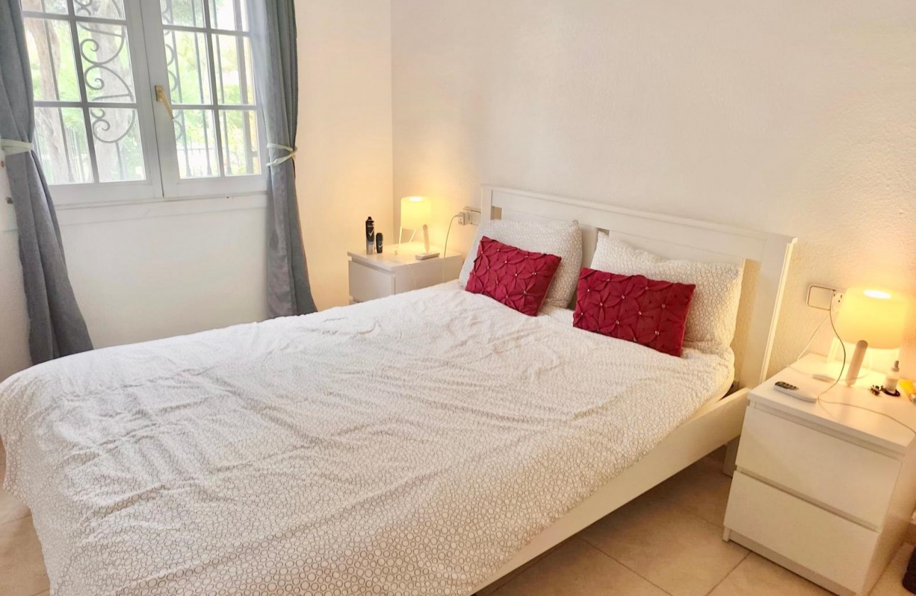 Resale - Apartment Ground Floor Apartment - Orihuela - Villamartin