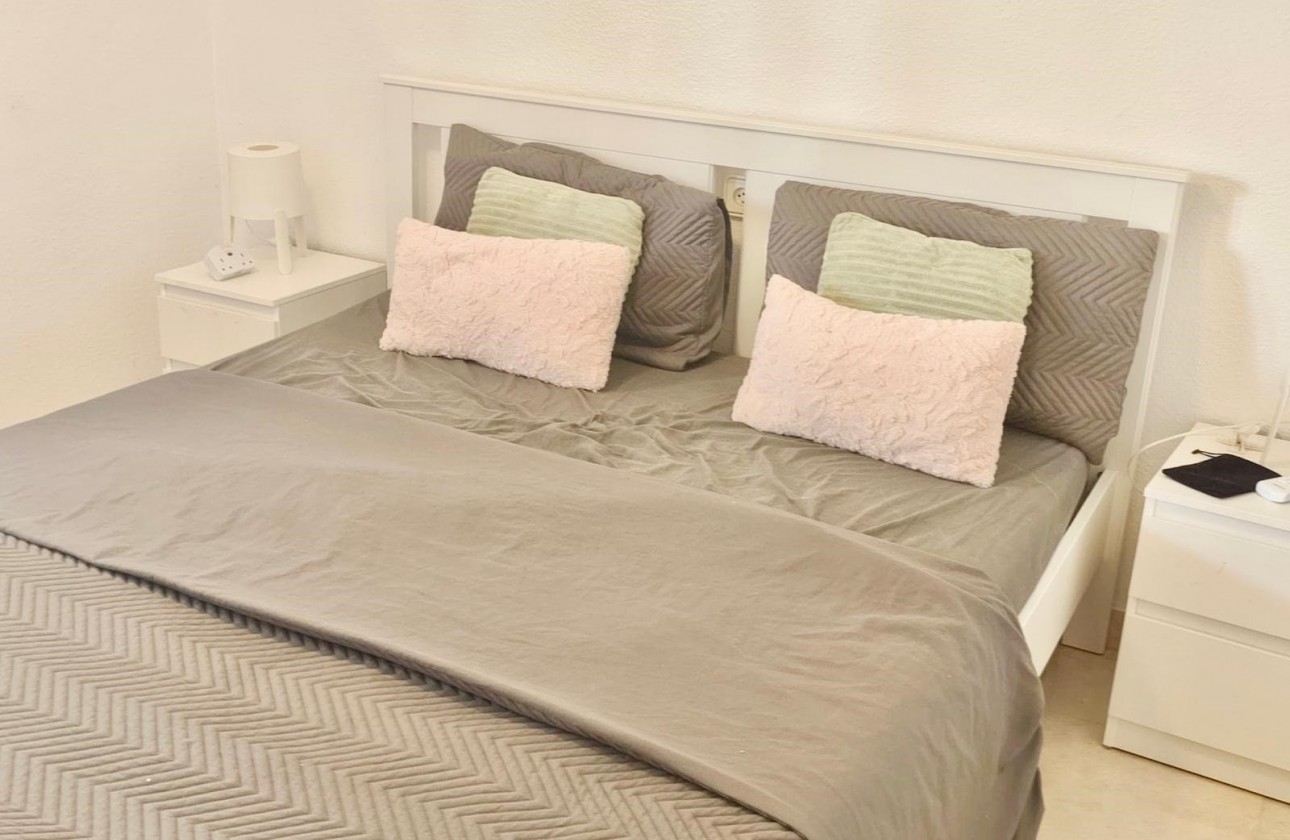 Resale - Apartment Ground Floor Apartment - Orihuela - Villamartin