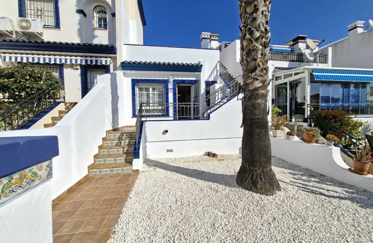 Resale - Bungalow - Villamartin - Rioja