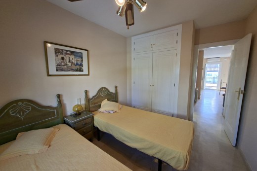 Resale - Bungalow - Villamartin - Rioja