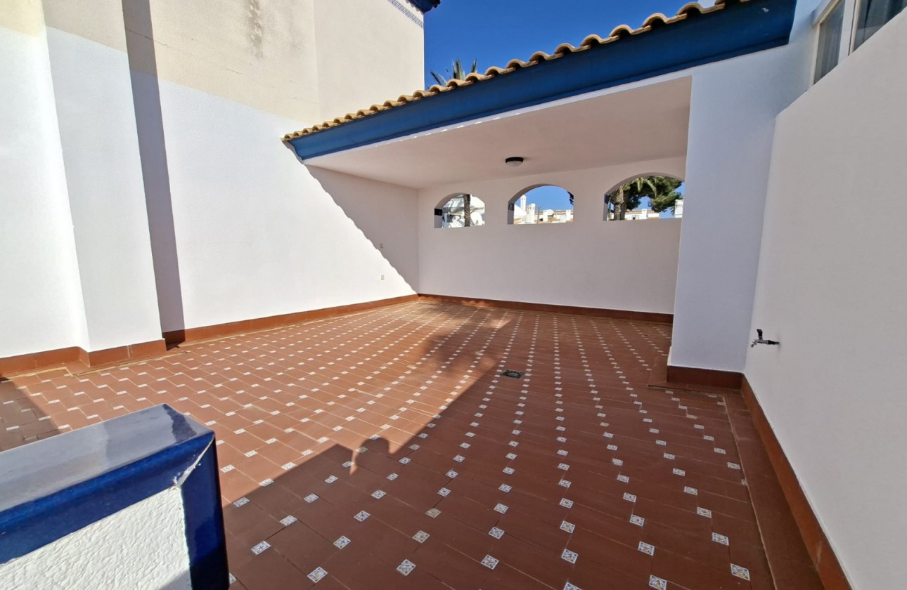 Resale - Bungalow - Villamartin - Rioja