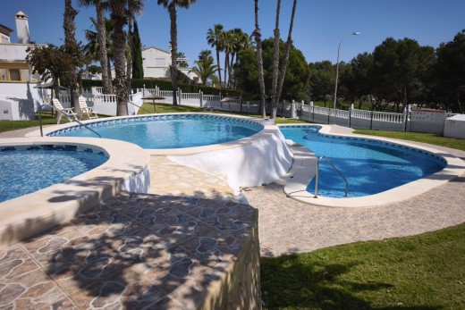 Resale - Bungalow - Villamartin - Rioja