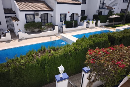 Resale - Bungalow - Villamartin - Rioja