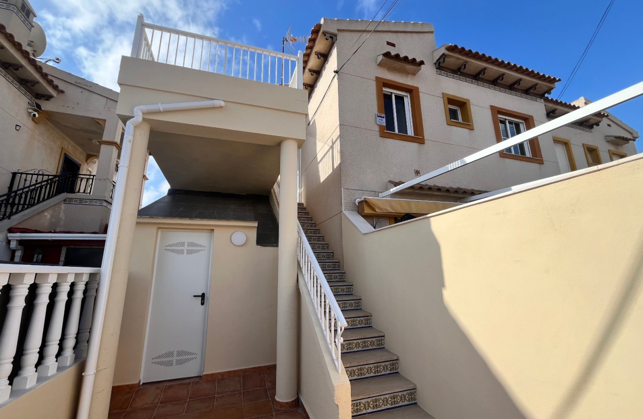 Reventa - Apartamento - Playa Flamenca - Res. San Antonio