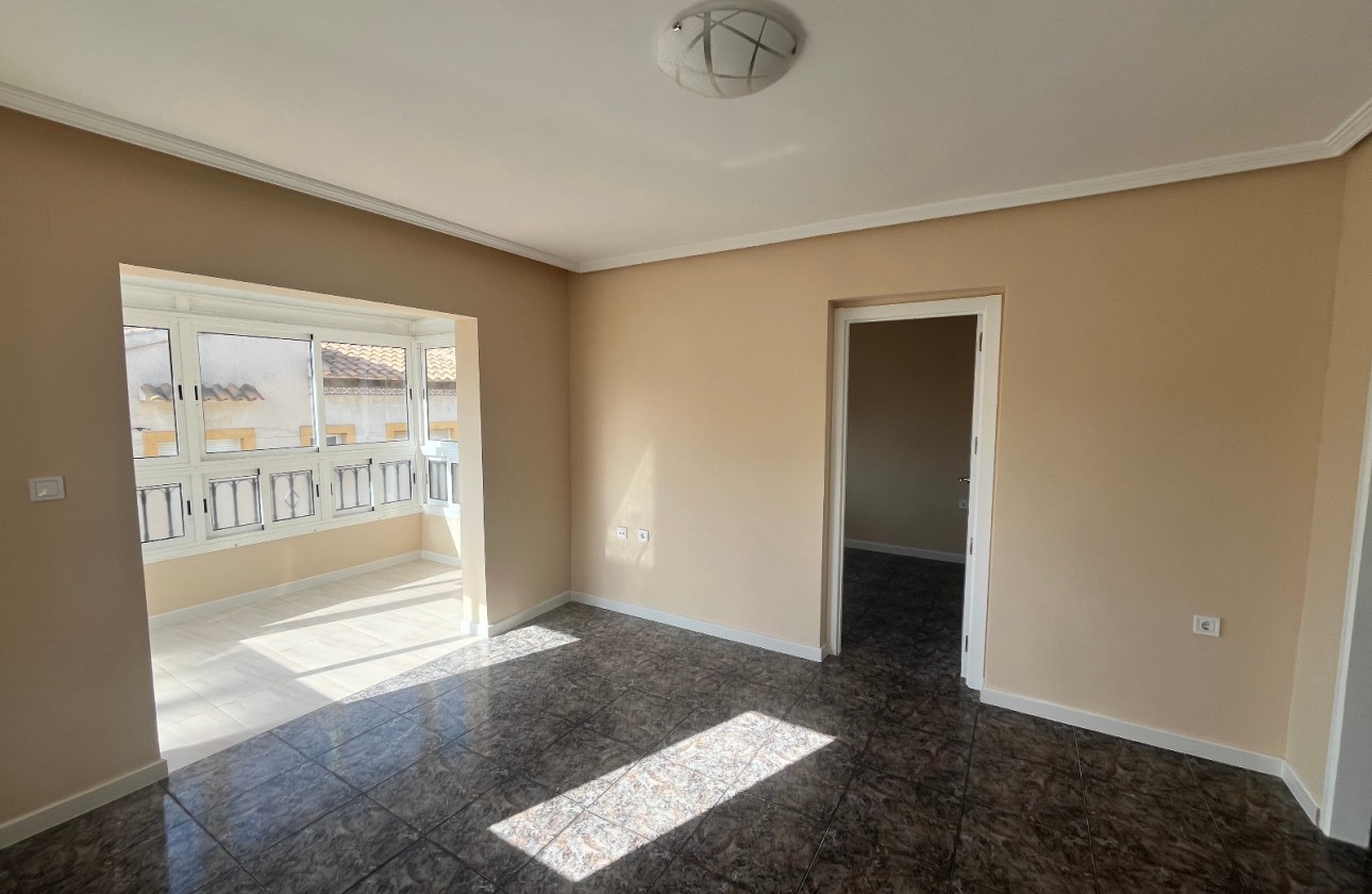 Reventa - Apartamento - Playa Flamenca - Res. San Antonio