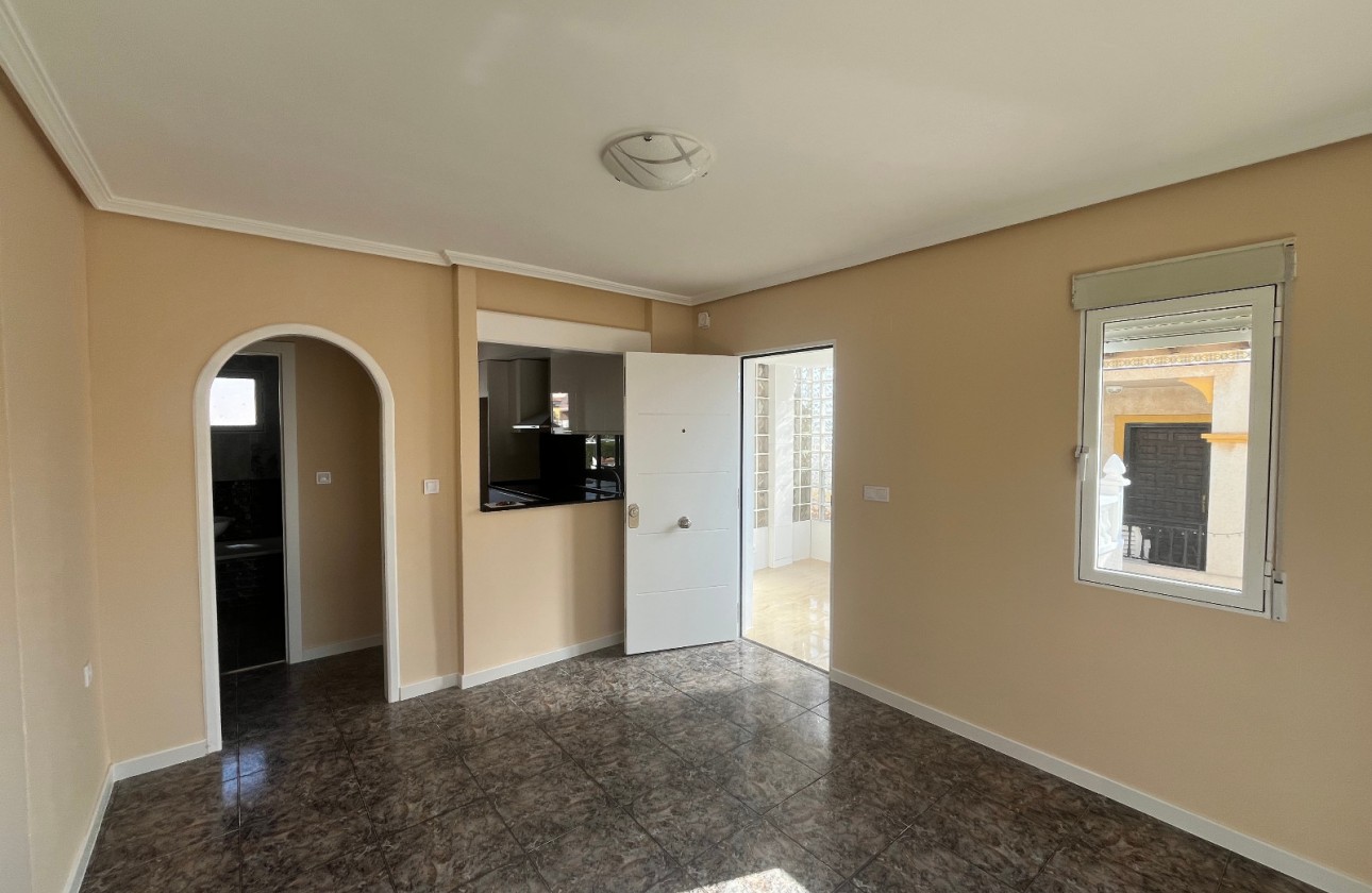 Reventa - Apartamento - Playa Flamenca - Res. San Antonio