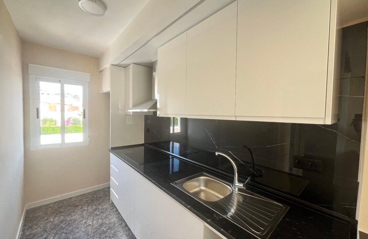 Reventa - Apartamento - Playa Flamenca - Res. San Antonio