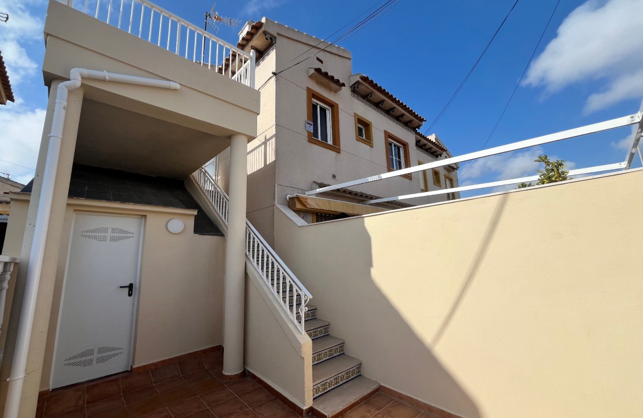 Reventa - Apartamento - Playa Flamenca - Res. San Antonio