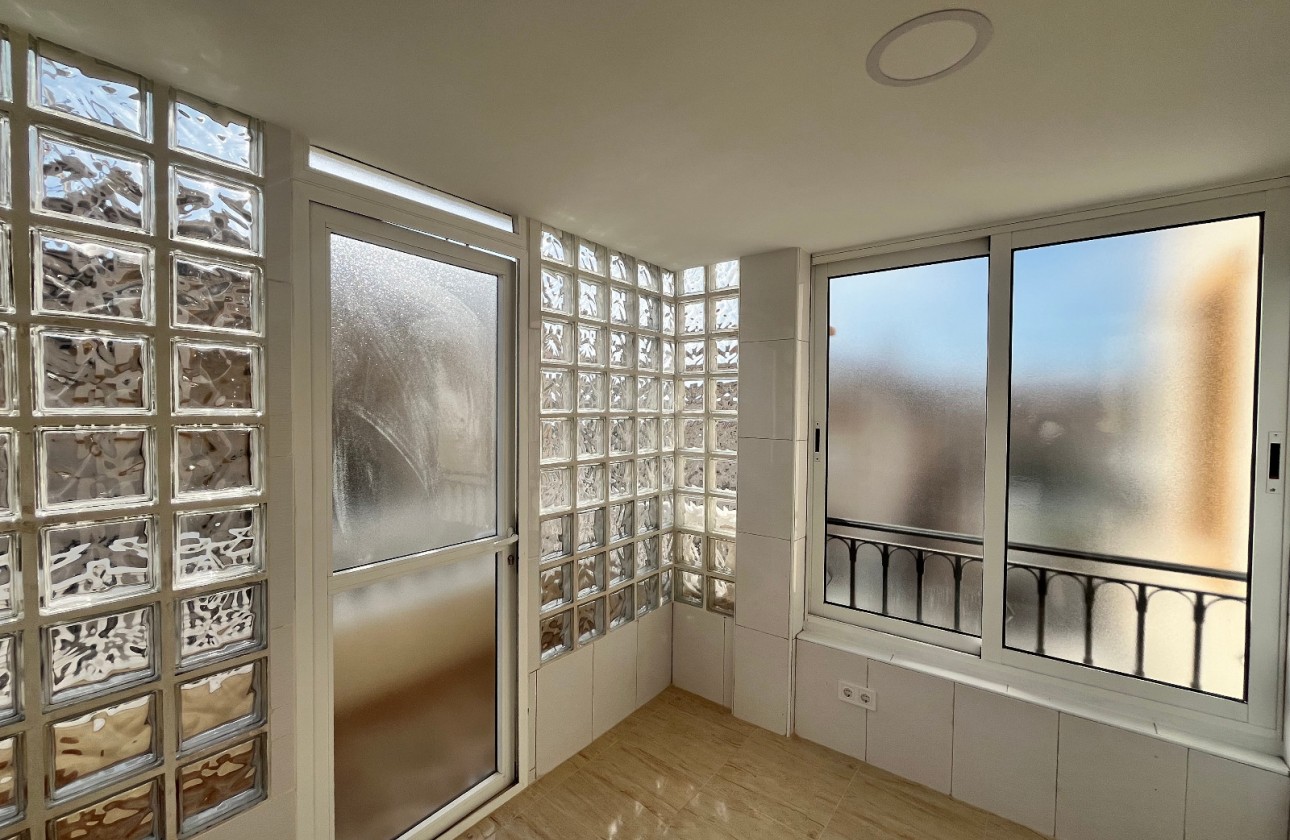 Reventa - Apartamento - Playa Flamenca - Res. San Antonio