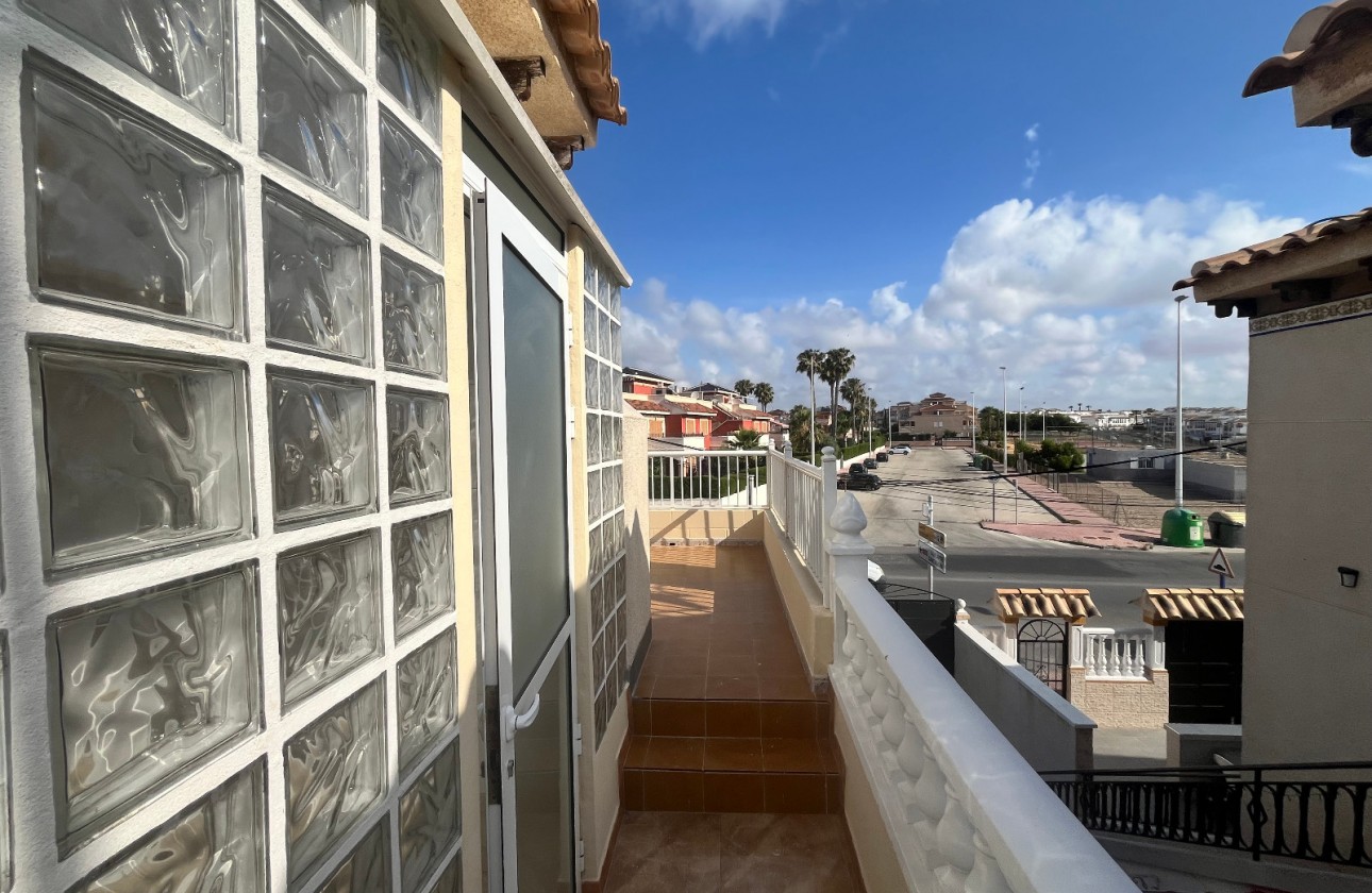 Reventa - Apartamento - Playa Flamenca - Res. San Antonio