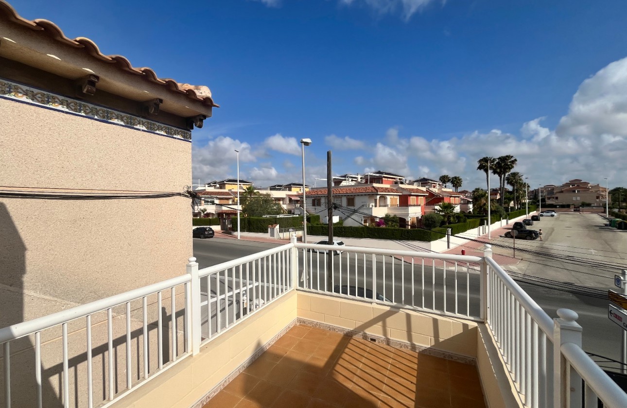 Reventa - Apartamento - Playa Flamenca - Res. San Antonio
