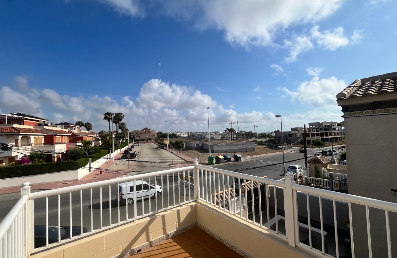 Reventa - Apartamento - Playa Flamenca - Res. San Antonio