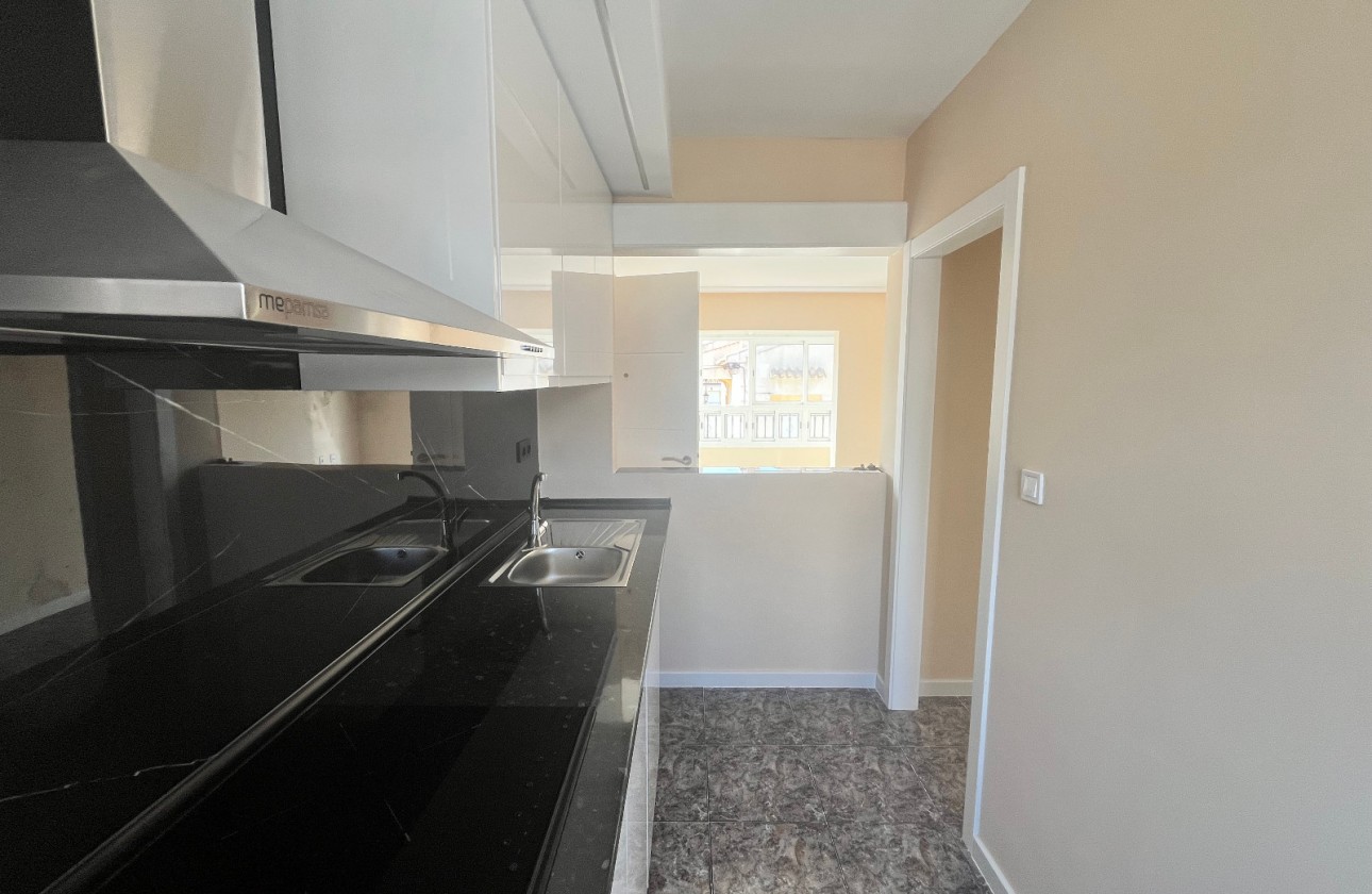 Reventa - Apartamento - Playa Flamenca - Res. San Antonio