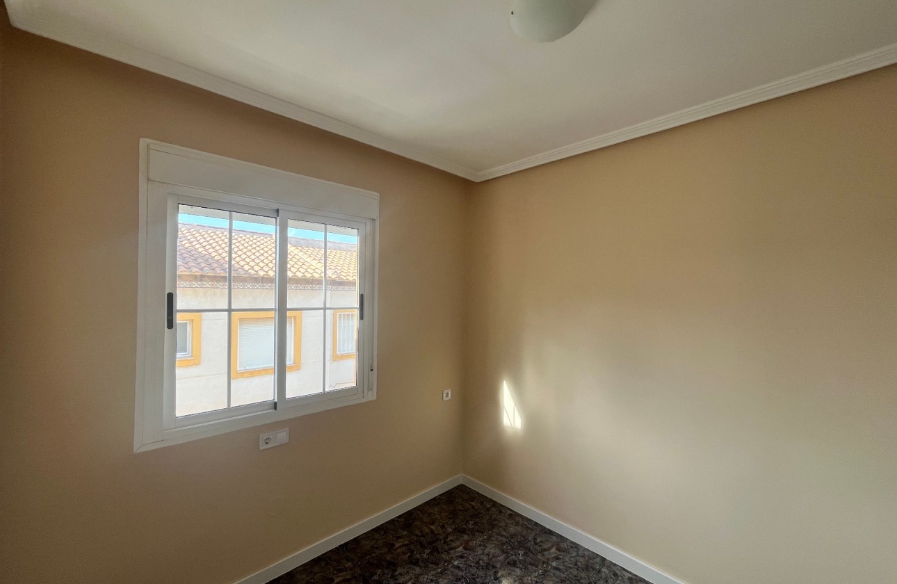 Reventa - Apartamento - Playa Flamenca - Res. San Antonio