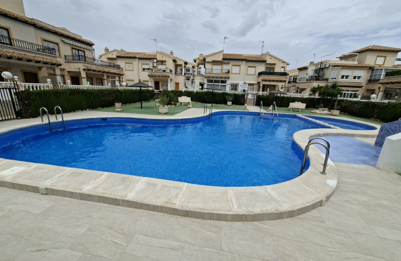 Reventa - Apartamento - Playa Flamenca - Res. San Antonio