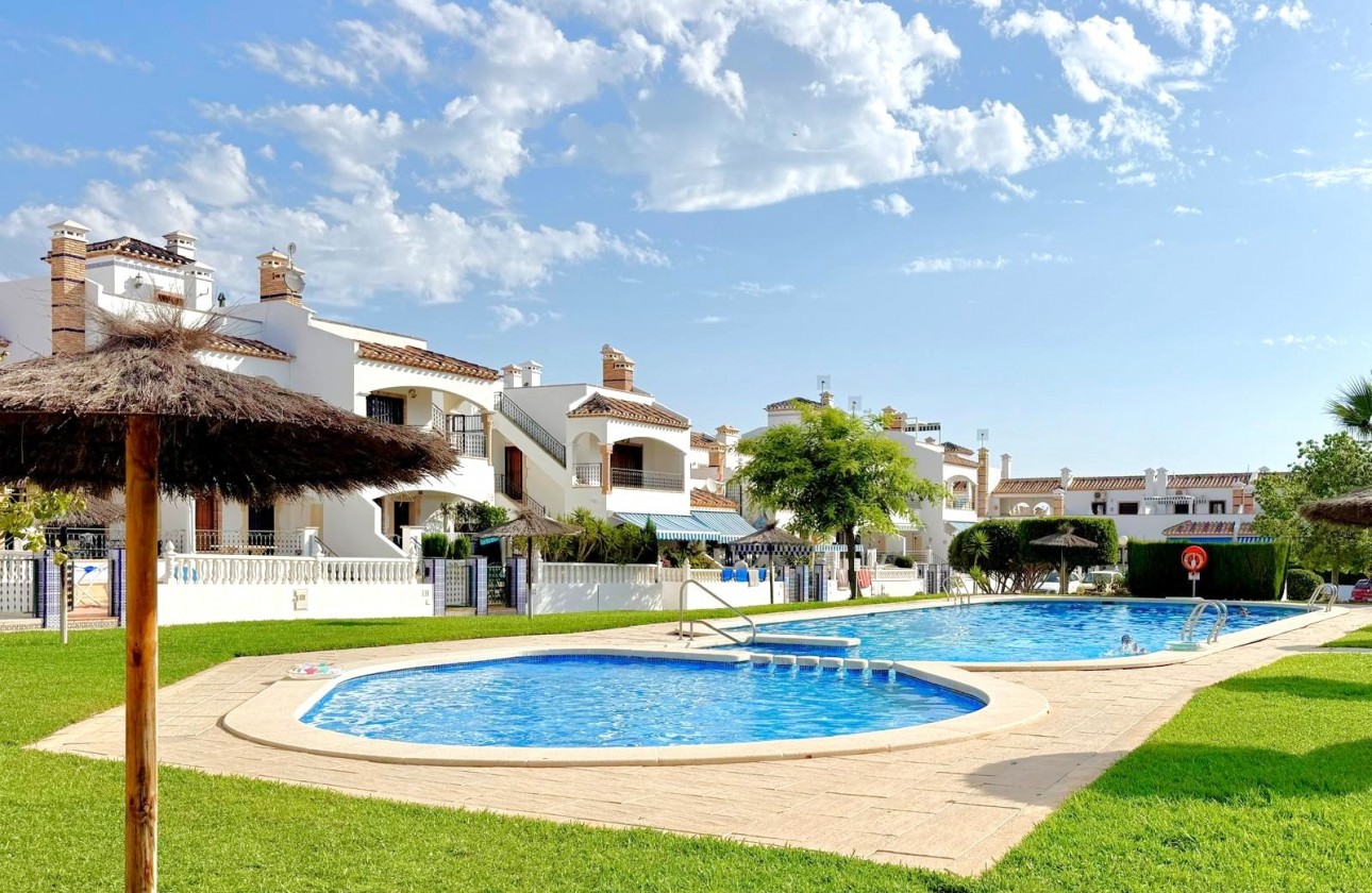 Reventa - Apartamento - Orihuela Costa - Villamartin