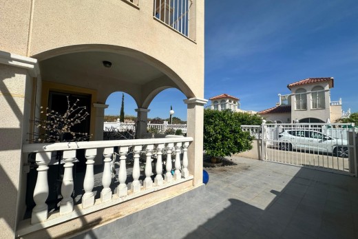 Resale - Villa - Lo Crispin