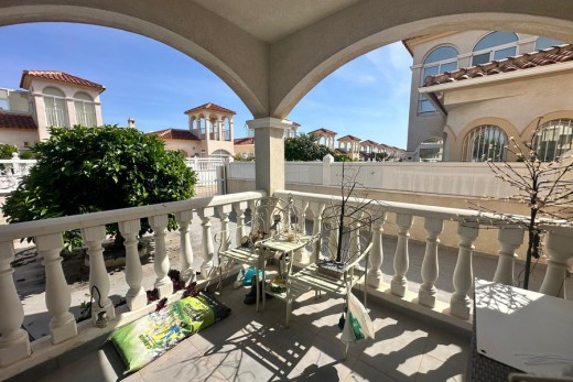 Resale - Villa - Lo Crispin