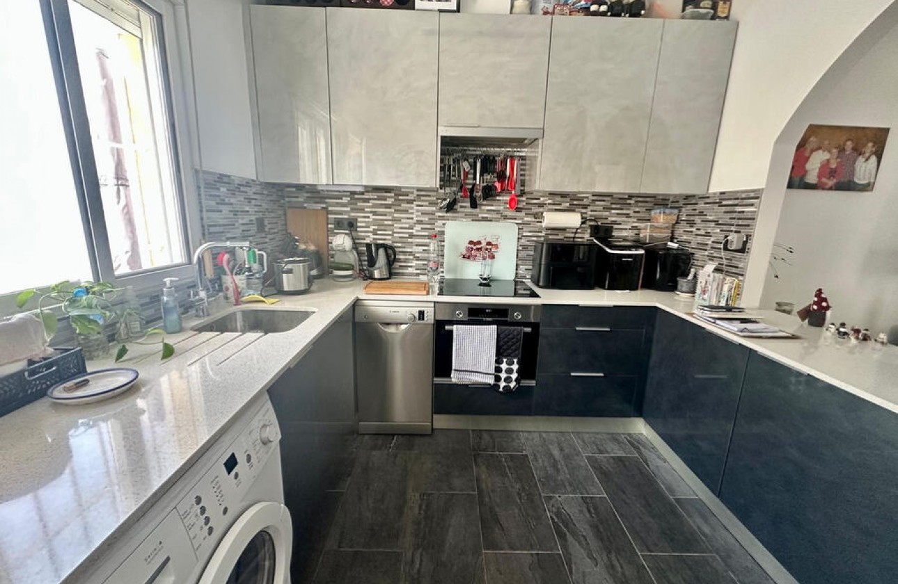Resale - Villa - Lo Crispin