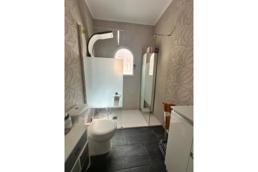 Resale - Villa - Lo Crispin