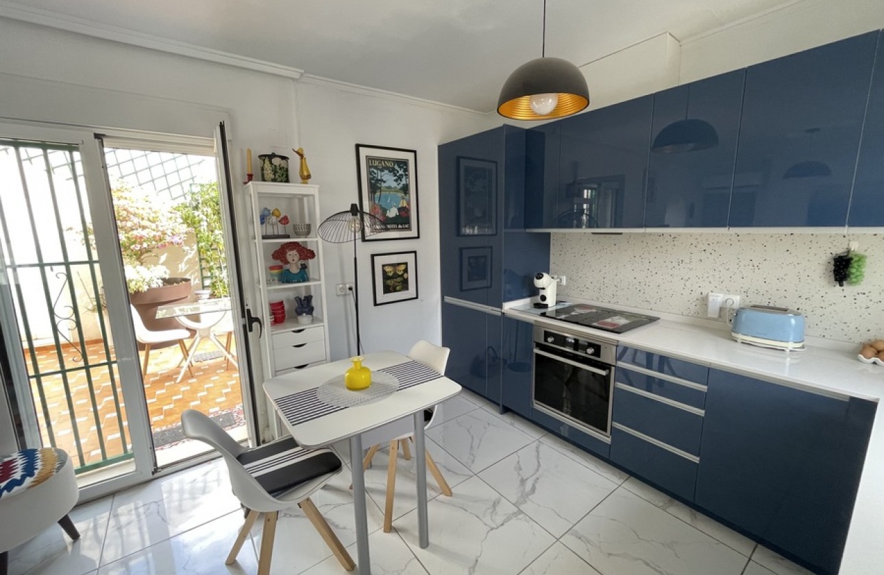 Resale - Semidetached villa - Rojales
