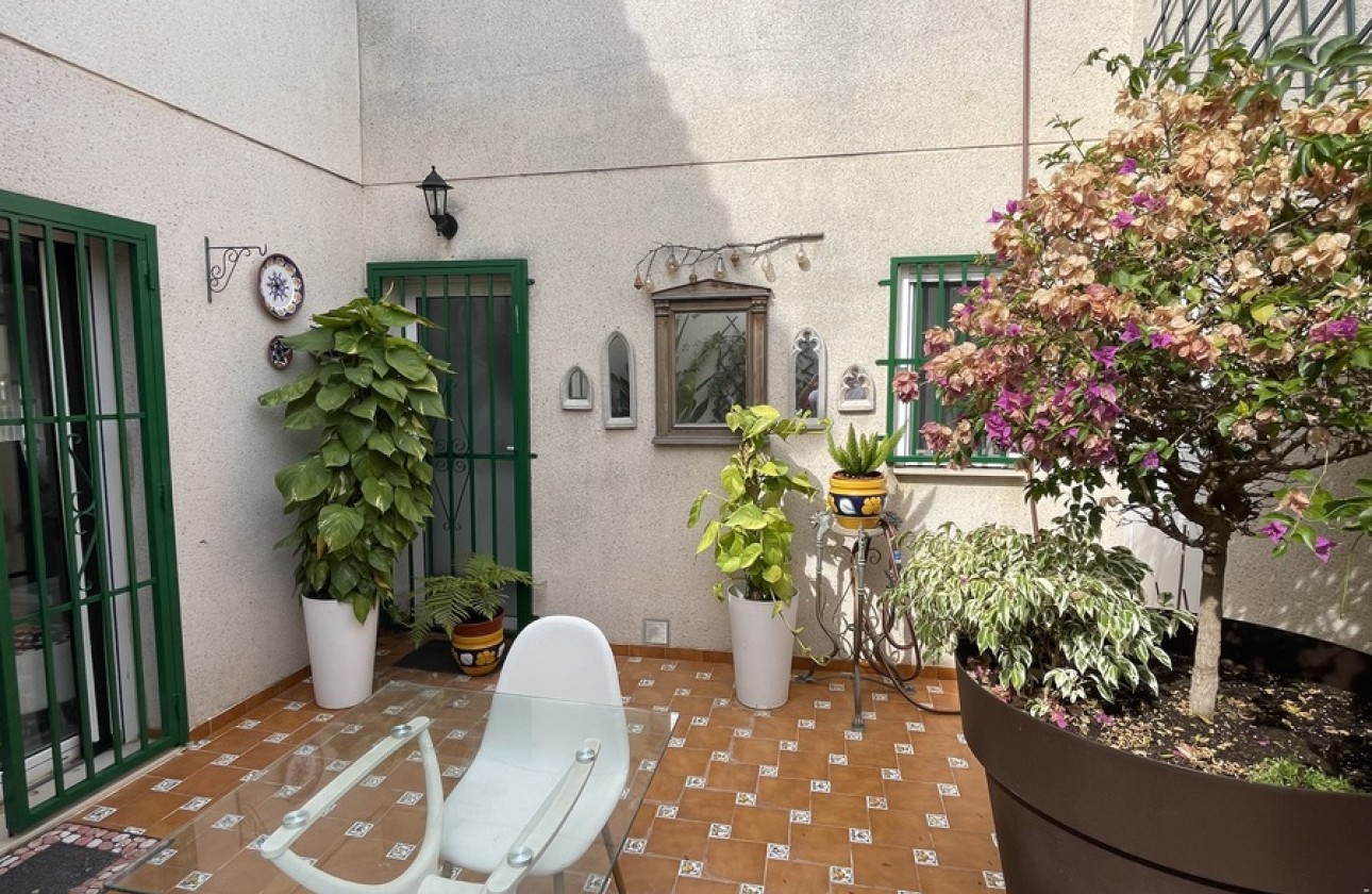 Resale - Semidetached villa - Rojales
