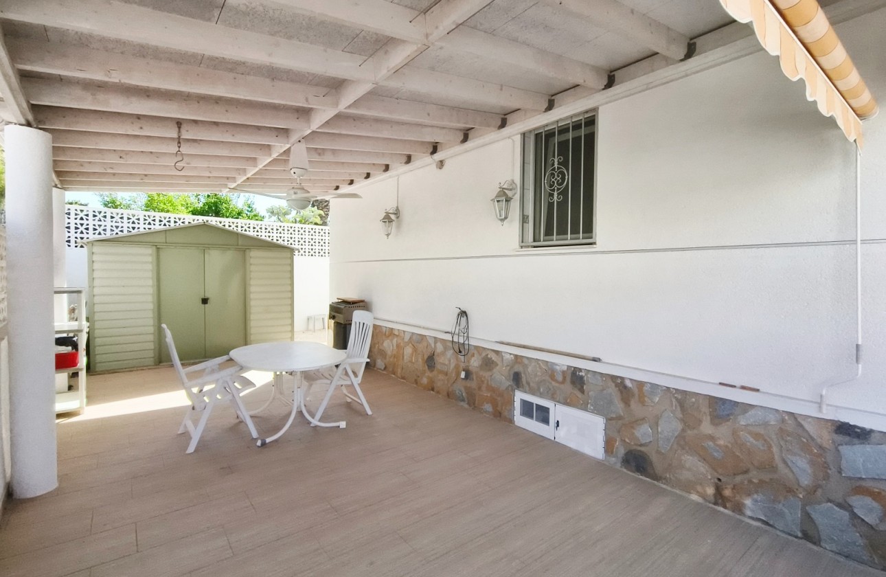 Återförsäljning - Detached house - San Miguel De Salinas - Blue Lagoon