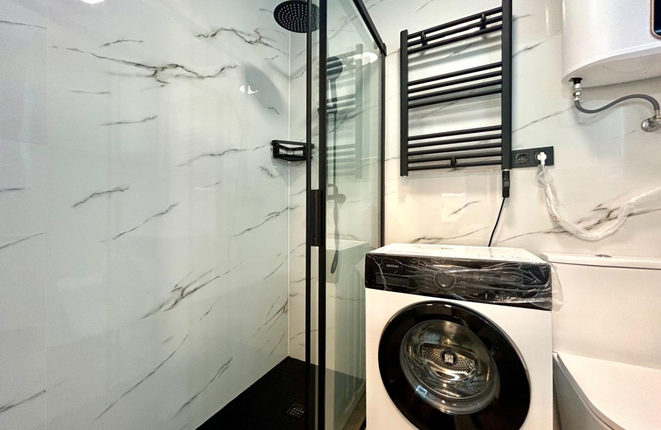 Resale - Apartment - Torrevieja - Punta prima