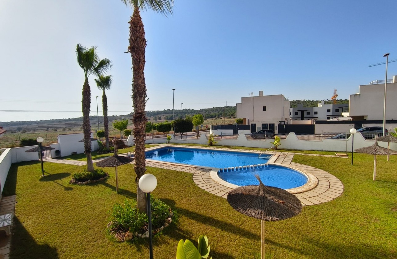 Återförsäljning -  - San Miguel De Salinas