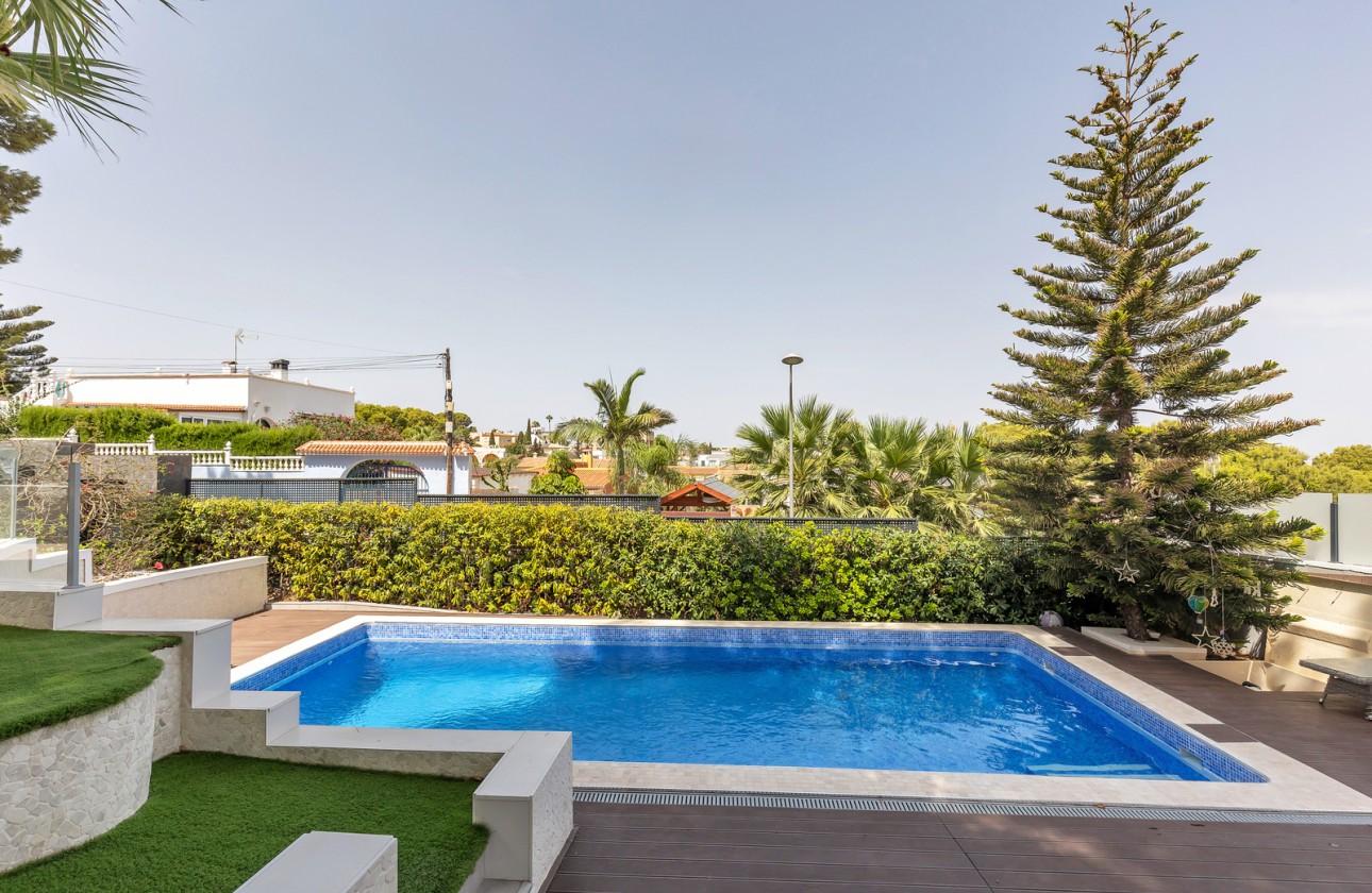 Reventa - Chalet - Torrevieja - Los Balcones