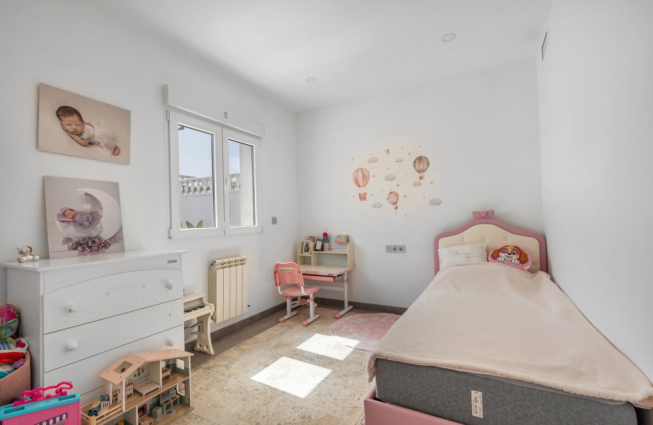 Reventa - Chalet - Torrevieja - Los Balcones