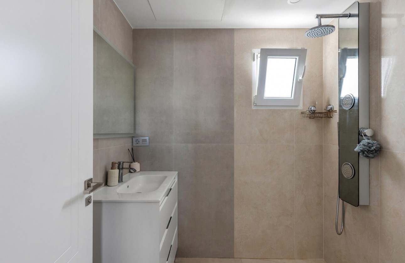Reventa - Chalet - Torrevieja - Los Balcones