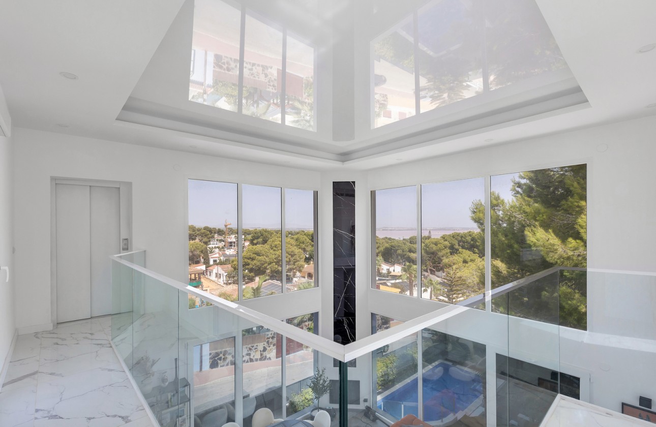Reventa - Chalet - Torrevieja - Los Balcones