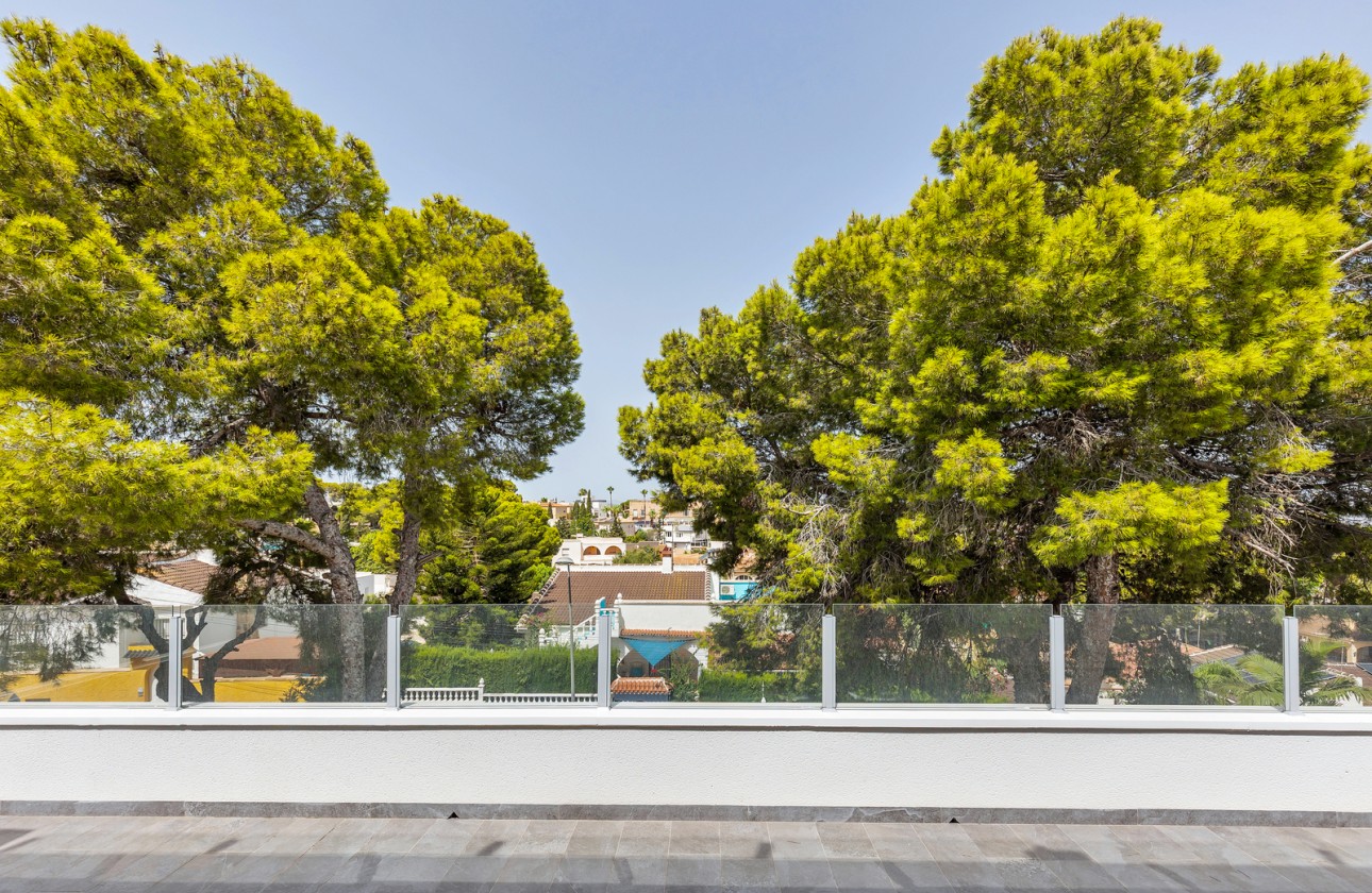 Reventa - Chalet - Torrevieja - Los Balcones