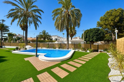 Reventa - Semi - Orihuela Costa - Punta Prima