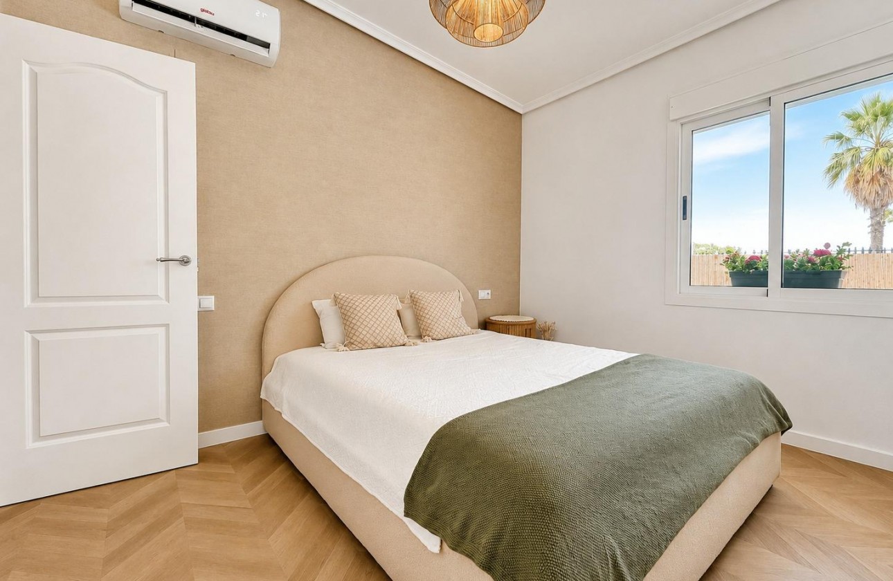 Reventa - Semi - Orihuela Costa - Punta Prima