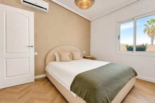 Reventa - Semi - Orihuela Costa - Punta Prima