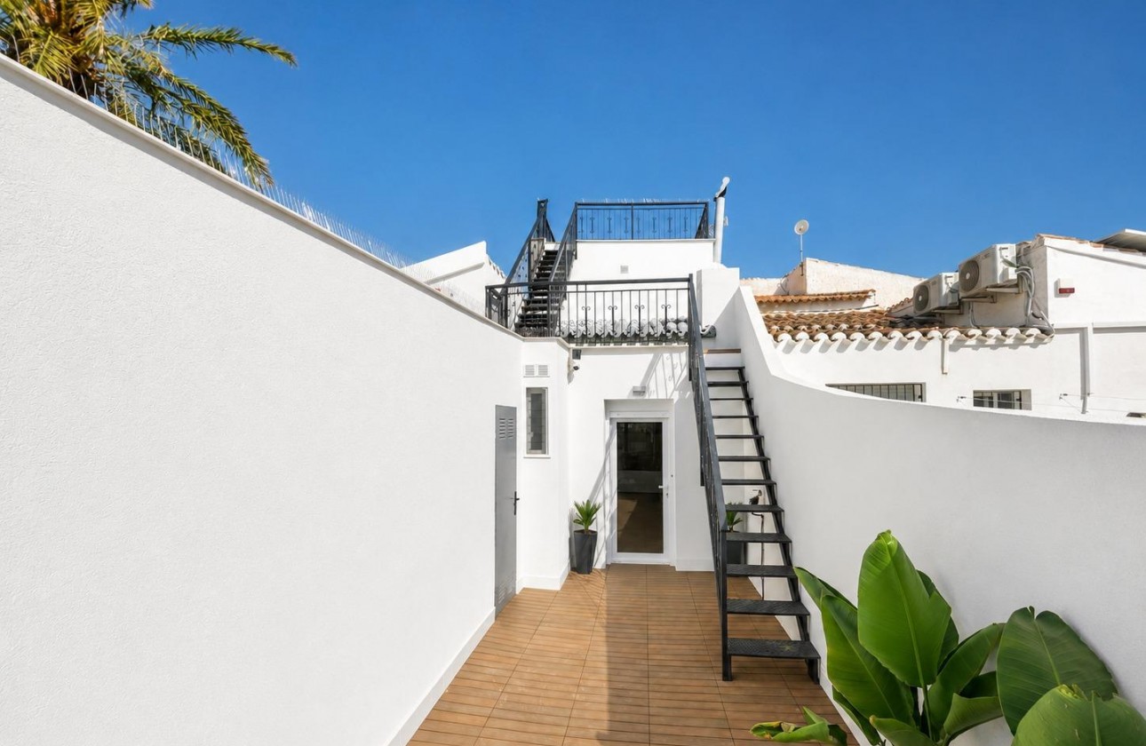 Reventa - Semi - Orihuela Costa - Punta Prima