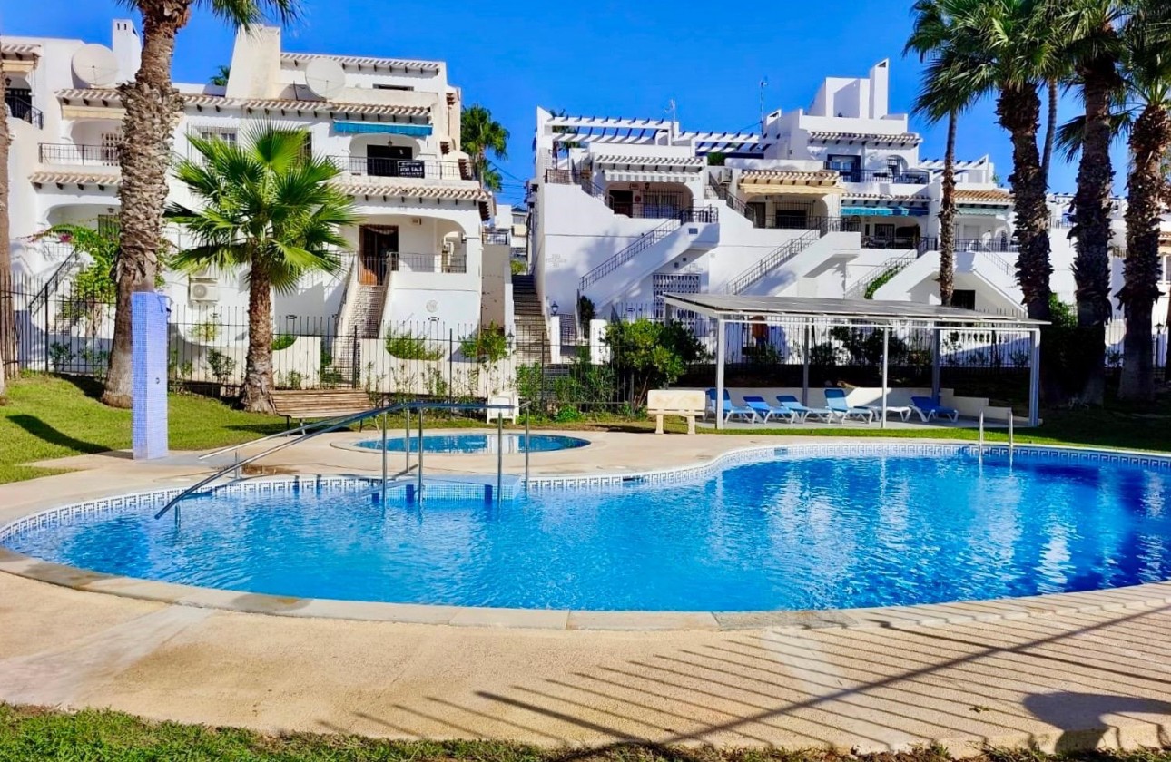 Reventa - Terraced house - Villamartin