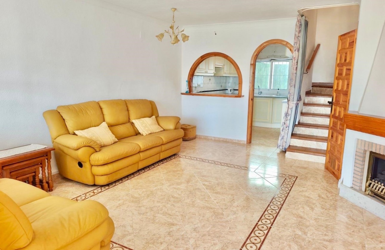 Reventa - Terraced house - Villamartin