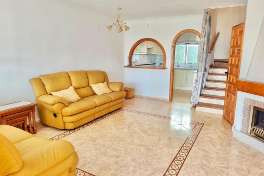 Reventa - Terraced house - Villamartin