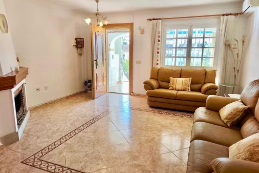 Reventa - Terraced house - Villamartin