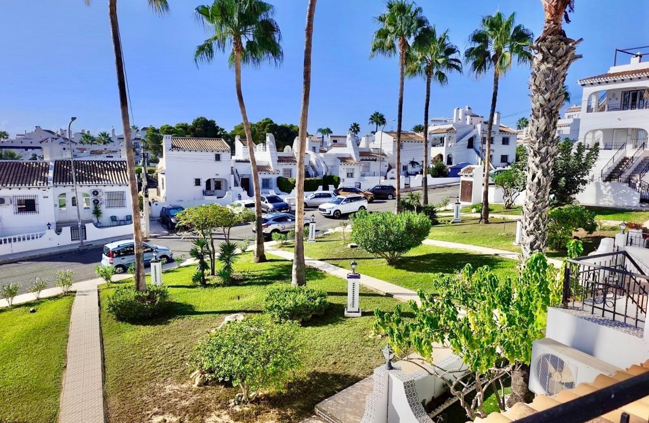 Reventa - Terraced house - Villamartin