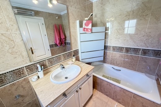 Resale - Townhouse - Campoamor Golf