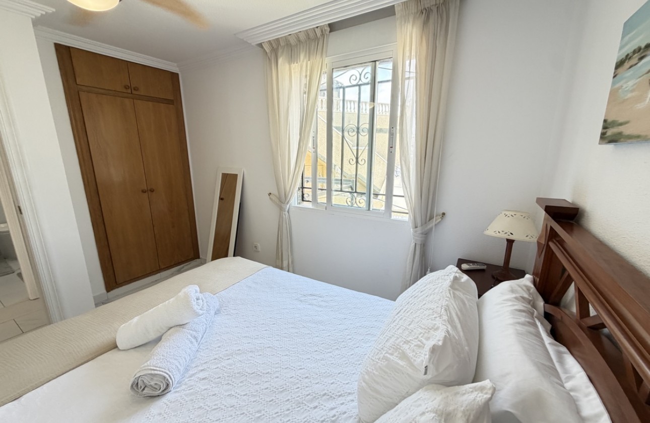 Resale - Villa - Villamartin