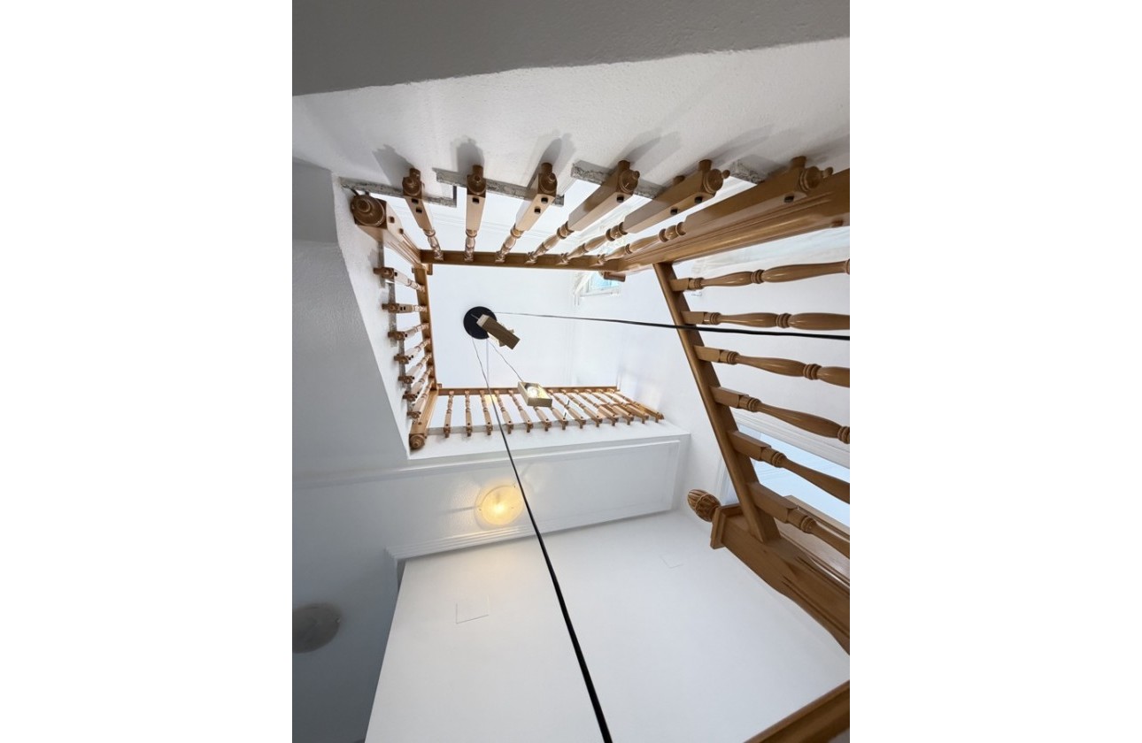 Resale - Villa - Villamartin